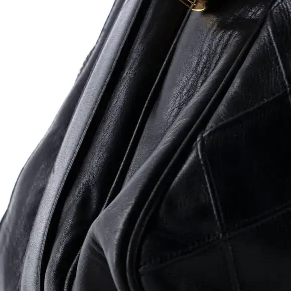 Chanel Vintage Diamond Stitch Weekender #220179C18B - Picture 6 of 7